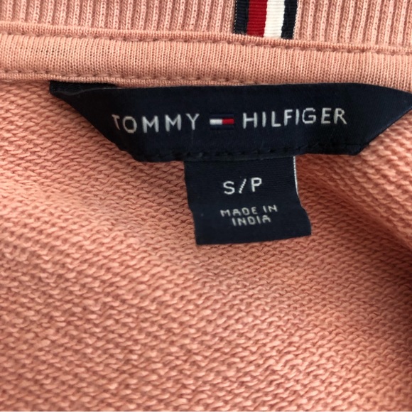 Tommy Hilfiger adaptive sweatshirt w/ magnetic shoulder closures NWOT Sz S - Picture 10 of 12